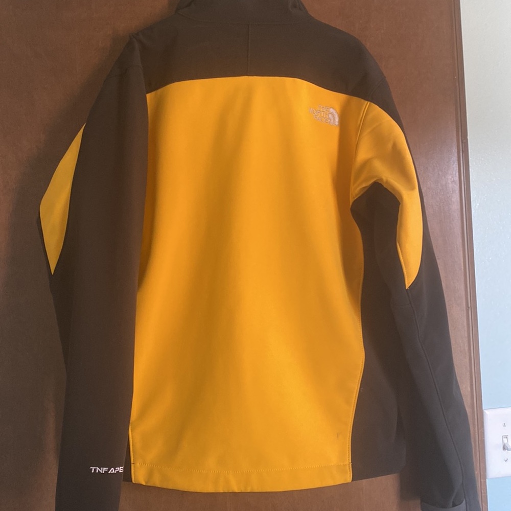 Apex Jacket Gold & Black - Picture 5 of 5